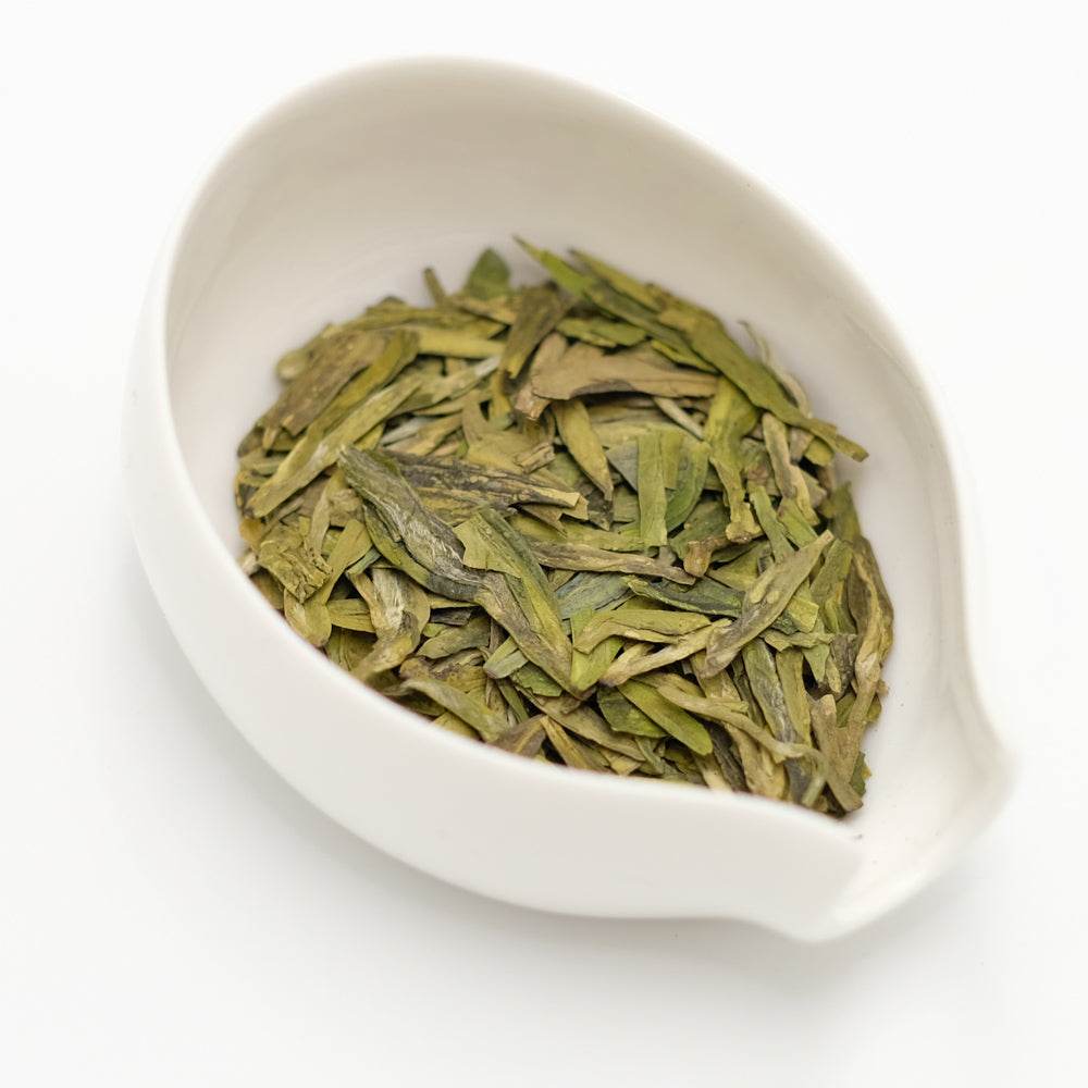 Tea in the spotlight – Dragon Well⁣ 简单茶介绍 – 龙井⁣