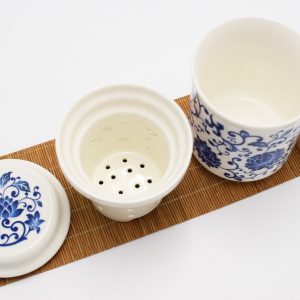 Big Porcelain Infuser Cup Chinese Flower Design 4 1 Porcelain Infuser Cup With Chinese Flower Design (Big)